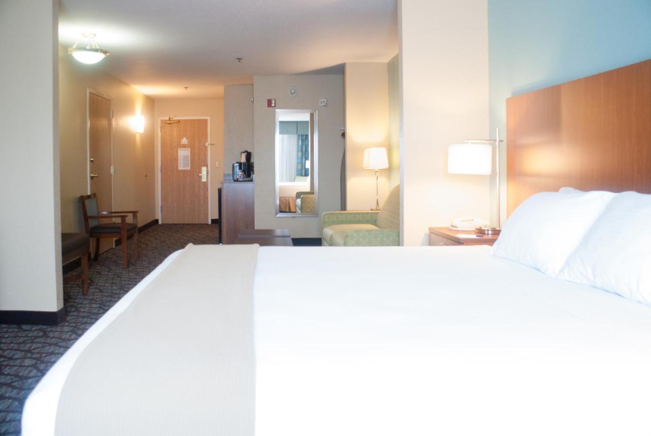 Holiday Inn Express & Suites Jacksonville South - I-295 By Ihg Room photo